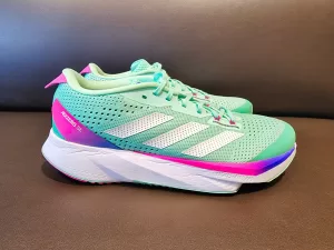Read more about the article adidas Adizero SL Review | Running Shoes Guru