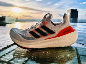 Read more about the article Adidas Ultraboost Light Review | Running Shoes Guru