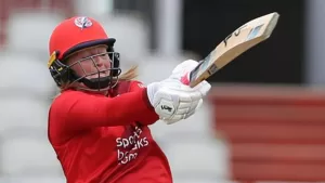 Read more about the article Sophie Ecclestone hits career-best 74 as Thunder & Sparks tie – Online Cricket News
