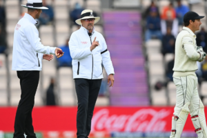 Read more about the article ICC scraps ‘pointless and complicated’ soft-signal rule – Online Cricket News