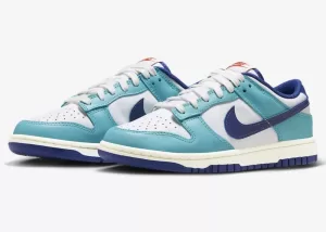Read more about the article Nike Dunk Low “Nebula Blue” With Varsity-Themed Insoles