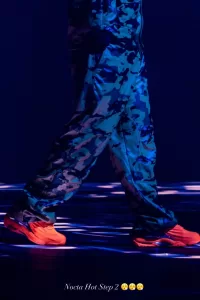 Read more about the article Drake Debuts Nike NOCTA Hot Step 2